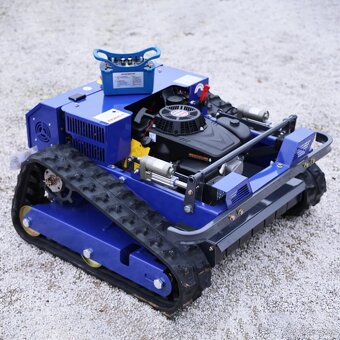 Kosačka na diaľkové ovládanie pásová - 3