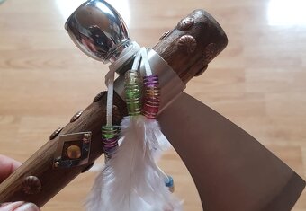 Kalumet, tomahawk, dýmka míru, indian, retro + DÁREK - 3