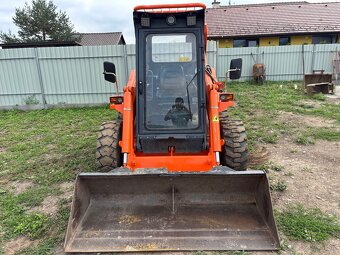 Šmykom riadený nakladač Locust 753 - 3