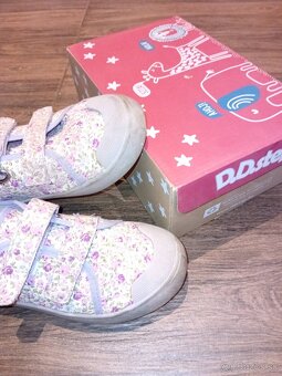 Dievčenské plátenky veľkosť 31 - 3