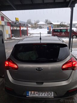 Kia Ceed Šedá Metalíza - 3