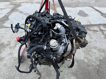 -----MASERATI GHIBLI 3.0 D V6----- - 3