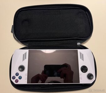 Predám Handheld PC ASUS ROG Ally Z1 Extreme +Originál púzdro - 3
