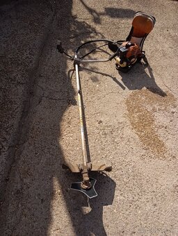 Predám krovinorez Villager BBC52E - 3