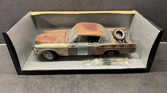 1957 Studebaker Golden Hawk 1:18 - 3