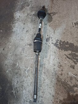 Predny diferenciál, poloosi e70 e71 - 3