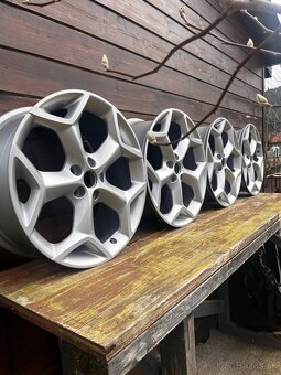 Originál Ford 5x108 R19 - 3