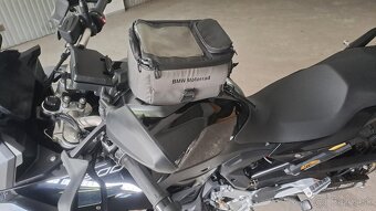 BMW F 900 XR -- 14250e + dohoda možná - 3