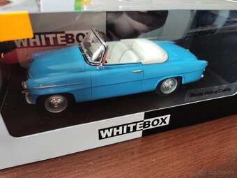 Skoda Felicia Cabrio hellblau 1:24 - 3