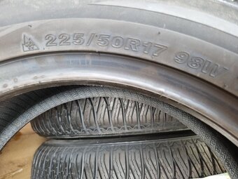 225/50r17 celorocne - 3