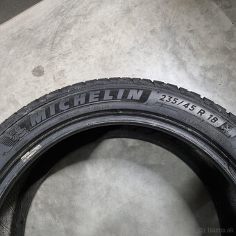 Zimné pneumatiky 235/45 R18 MICHELIN DOT3120 - 3