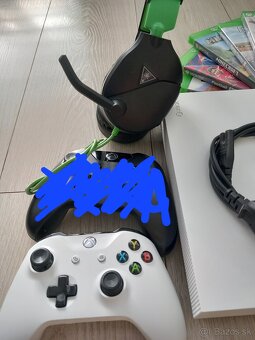 Predám xbox one x 1tb + foto - 3