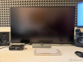 43" Dell U4323QE Ultrasharp - 3