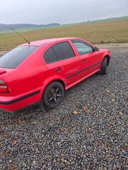 Skoda octavia 1.6 55kw - 3