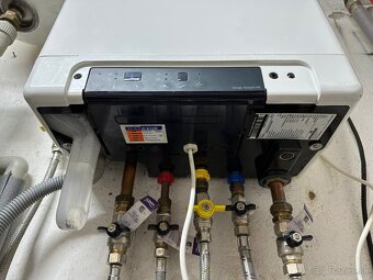 Predám kondenzacny plynový kotol Intergas - 3