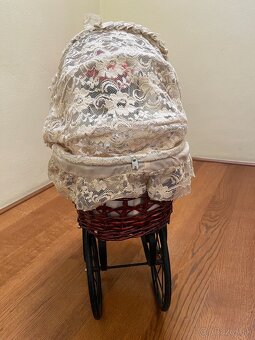 Starý kočiarik pre bábiku - 3