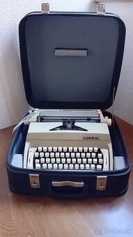 Písací stroj Consul - 3