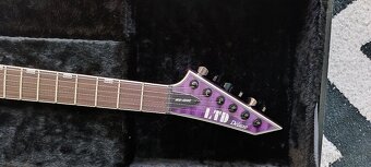 Predám elektrickú gitaru ESP LTD MH1000NT-QM See Thru Purple - 3