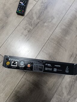 Blu-Ray DVD prehrávač Sony BDP-S3700 - 3