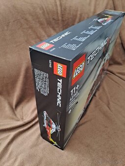 Lego Technic 42145 Záchranárska helikoptéra Airbus H175 - 3