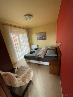 Pekný 2-izbový apartmán vo Veľkej Lomnici na prenájom - 3