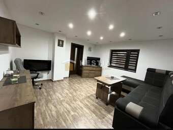 TOP Krásny moderný rodinný dom s garážou, stodolou v Nižnom  - 3