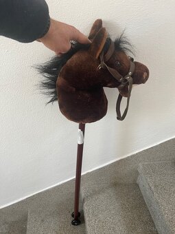 Plyšový koník na tyči so zvukom Hobby Horse - 3