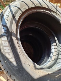 Michelin 215/65/R17 - 3