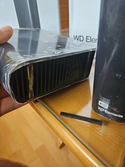 WD Elements 14TB, 2 TB a 4TB HDD disk - 3