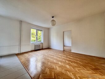 Nezariadený 3 izbový byt s balkónom, Staré mesto, Košice - 3
