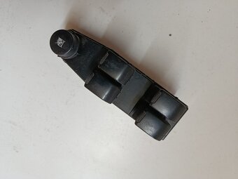 vypinac stahovania okna Daewoo Lanos 621w03630 30€ - 3