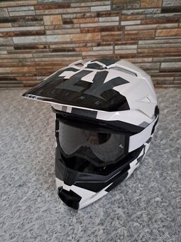 Motocross prilba - 3