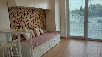 Prenajmem garsónku s balkónom a parkovacím miestom - 3