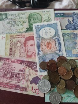 Bankovky UNC stav a mince. - 3