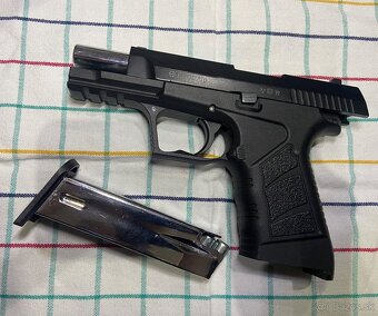 Predám plynovu pistol Ekol Alp - 3