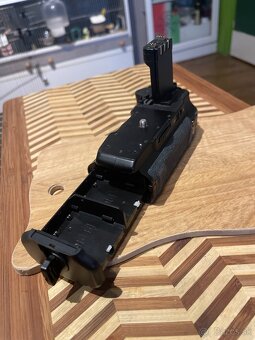 Battery Grip pre Canon EOS 350D / 400 - 3