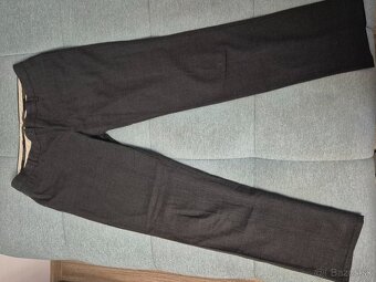 Predam Burberry nohavice Sede - 3