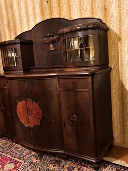 Starožitný príborník a vitrína - 3