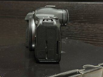 Canon EOS R6 (Mark I) - 3