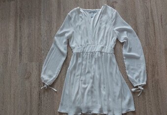 Krásne jemné biele šaty - 3