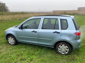 Predam Mazda 2, benzin - 3
