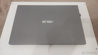 ASUS X415EA. - 3