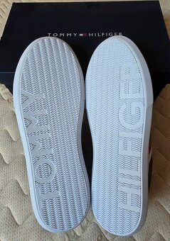 Tenisky Tommy Hilfiger - 45 - nové - 3