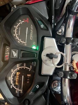 Honda CB125F - 3