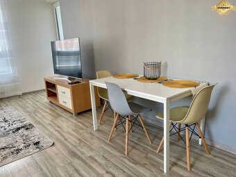 ROOM FOR RENT - 3