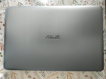 Asus Vivobook 12Gb Ram - 512Gb Sshd - Geforce Mx110 Gddr5 - 3