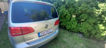 Volkswagen Touran 1,6 TDI Comfortline DSG - 3