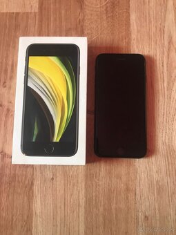 iPhone SE 2020 - 3