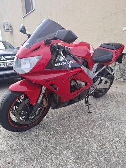 Honda CBR 929 RR - 3