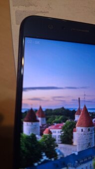 Honor 8 4/32GB android 7 - 3